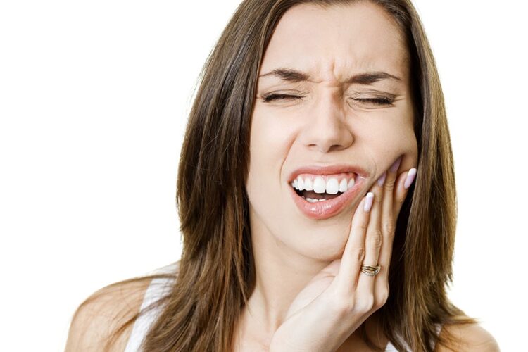 8 درمان دندان درد که درد را یک شبه از بین می‌برند